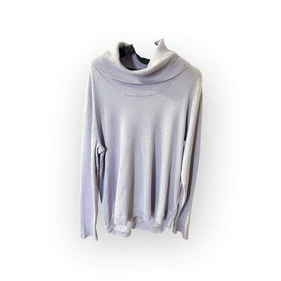 Cable & Gauge Women's White Turtleneck Sweater - Picture 5 of 7